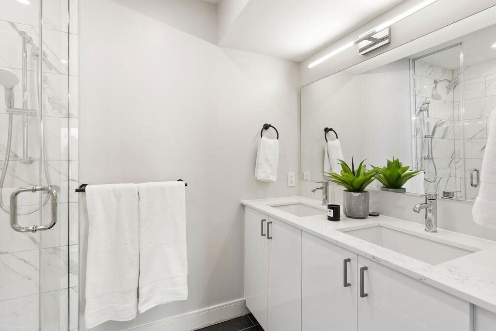 398 Cambridge St #202 - Photo 7 of 8