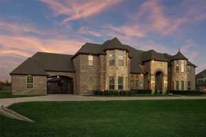 featured image of 715 Simmons Rd