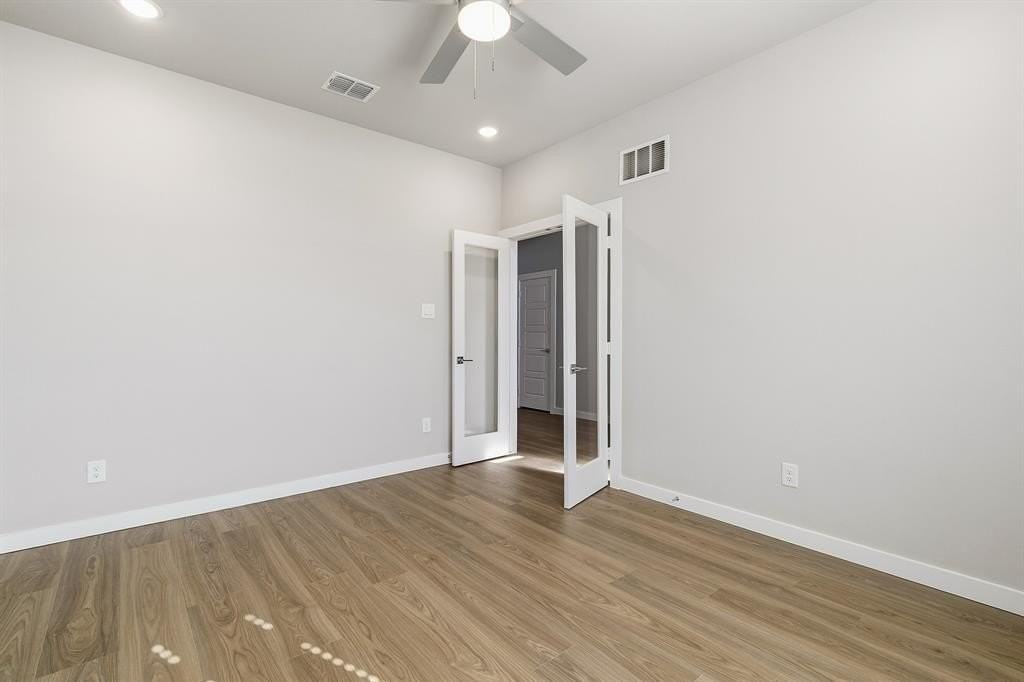 1720 Foxtail Dr - Photo 6 of 36