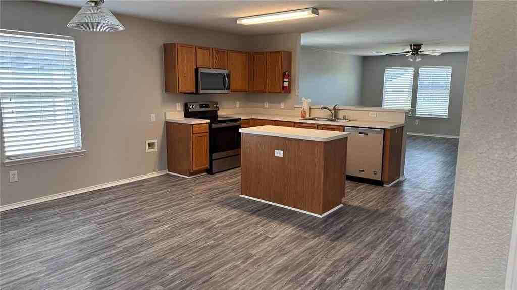 907 Post Oak Trail - Photo 5 of 31