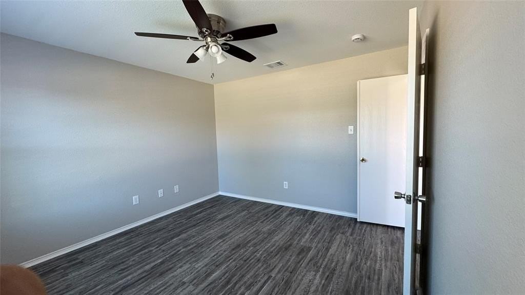 907 Post Oak Trail - Photo 6 of 31