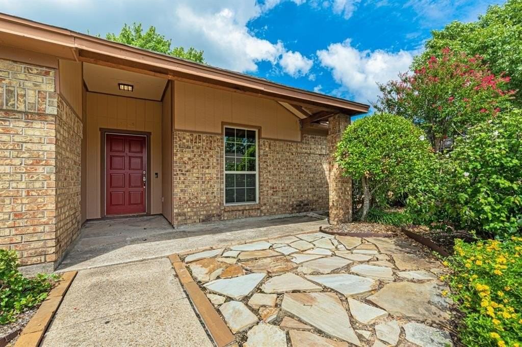 3705 Remington Dr - Photo 2 of 20