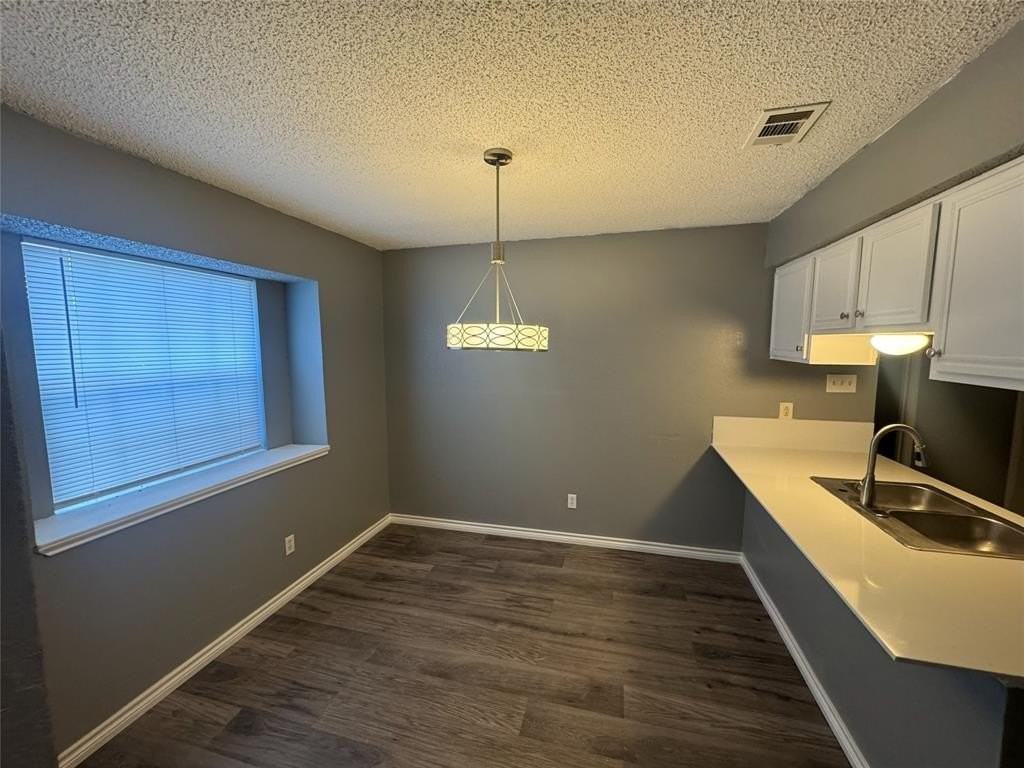 1227 Brittany Way - Photo 5 of 28