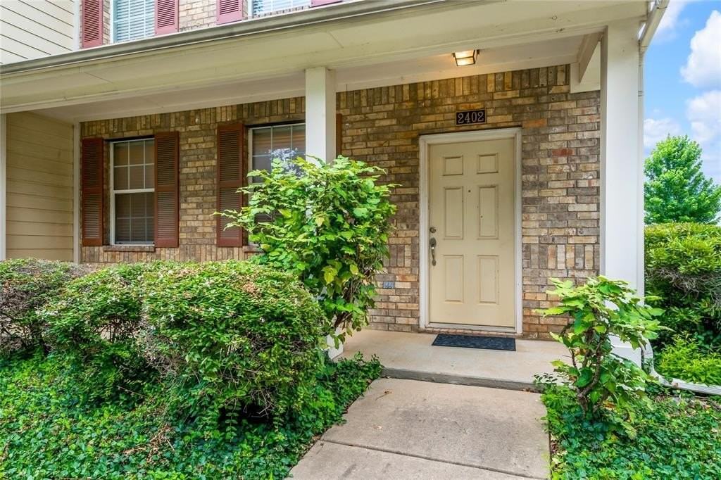 2402 Durango Ridge Dr - Photo 2 of 14