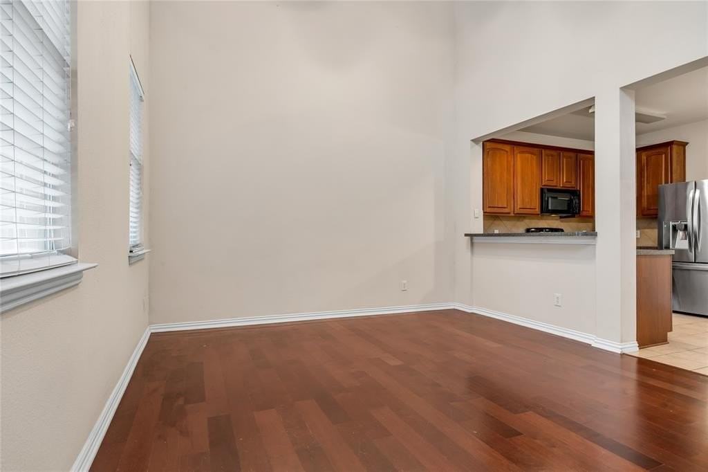 2402 Durango Ridge Dr - Photo 4 of 14