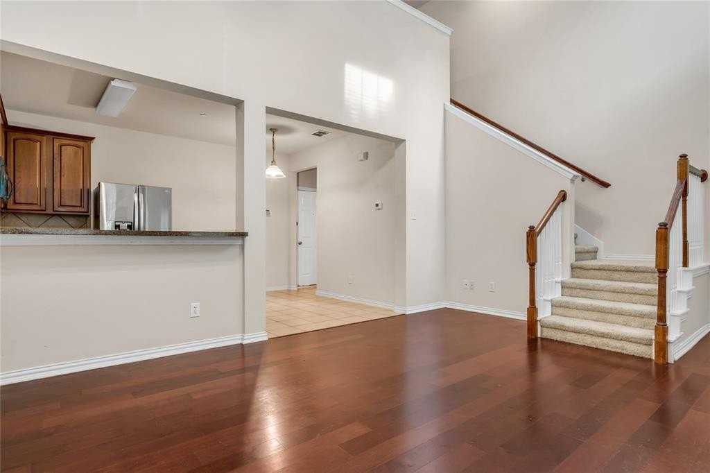 2402 Durango Ridge Dr - Photo 5 of 14