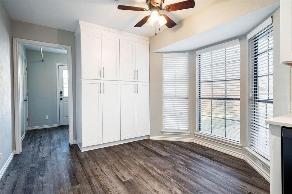 1301 Jabbet Dr - Photo 6 of 24