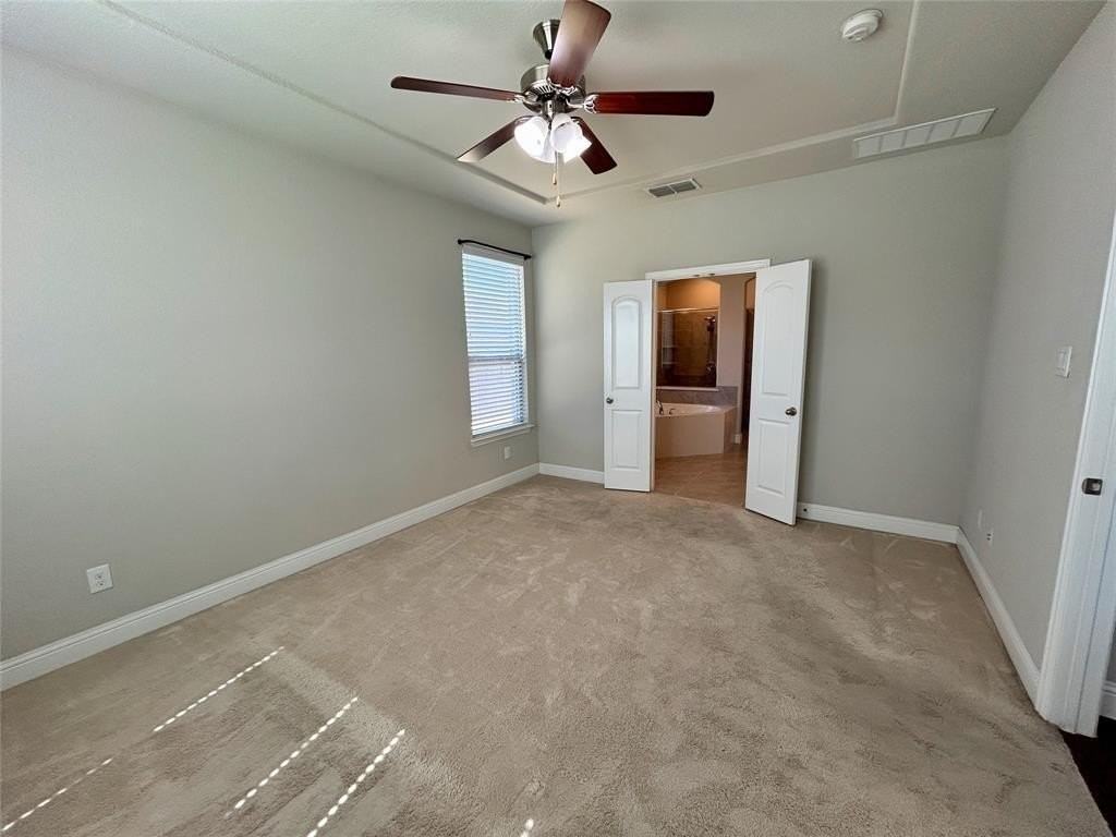 411 Fox Crossing Lane - Photo 4 of 19