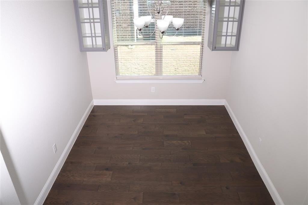 411 Fox Crossing Lane - Photo 6 of 19