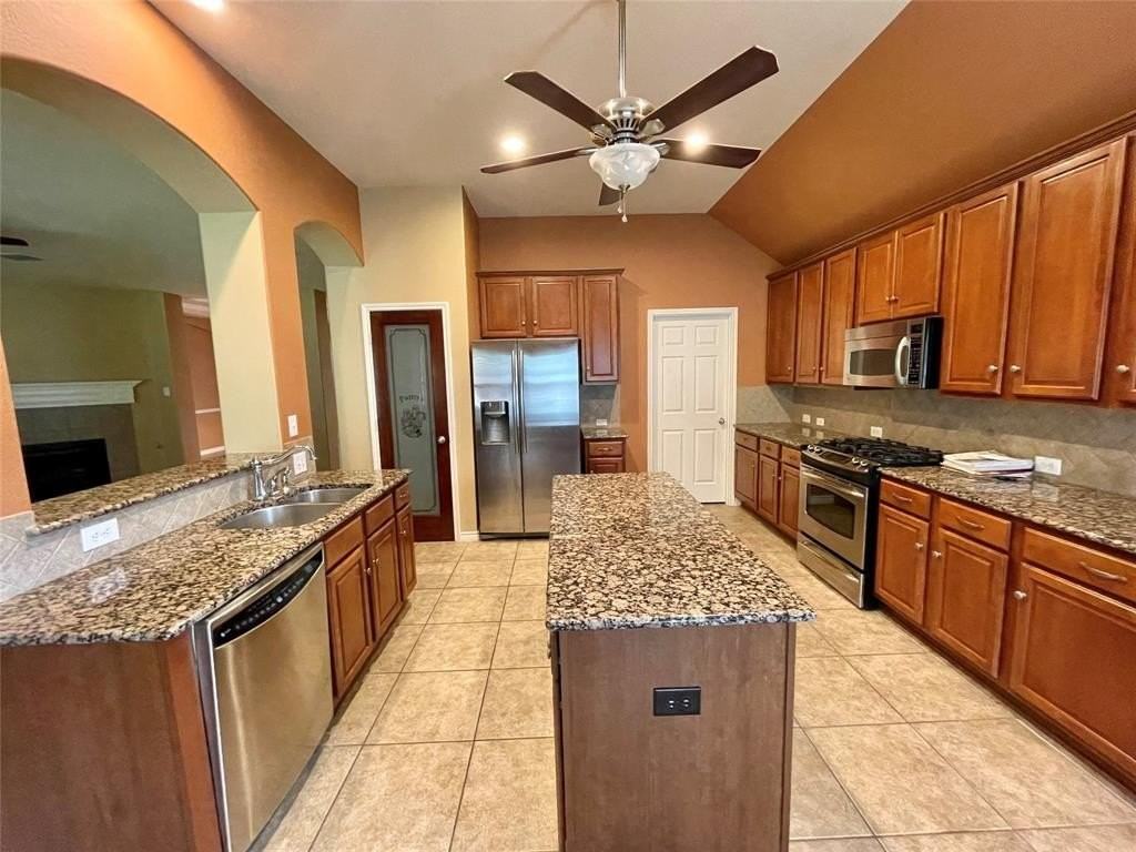 4037 Dellman Dr - Photo 7 of 19