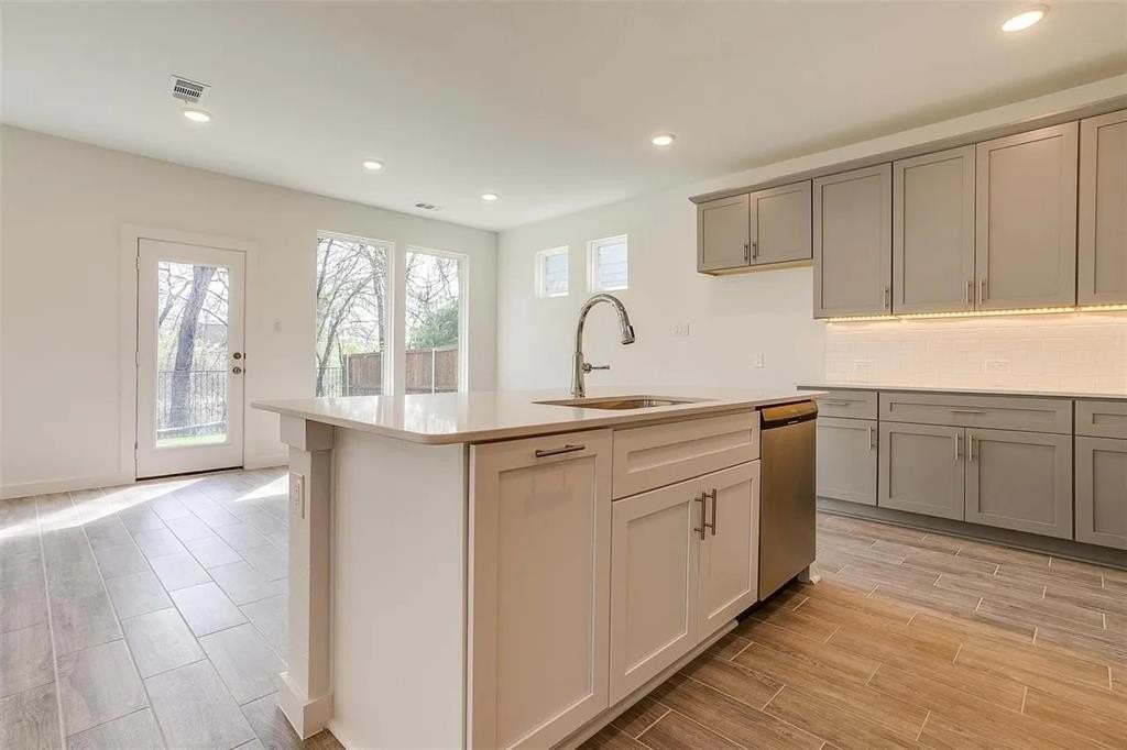 4524 Hogans Alley Dr - Photo 4 of 22