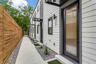 1312 N Prairie Ave #101 - Photo 1 of 1