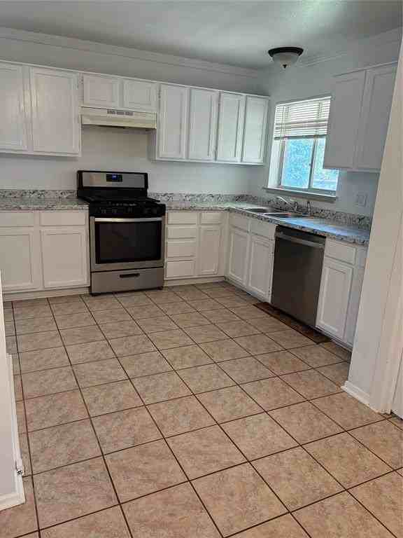 7005 Overhill Road - Photo 7 of 15