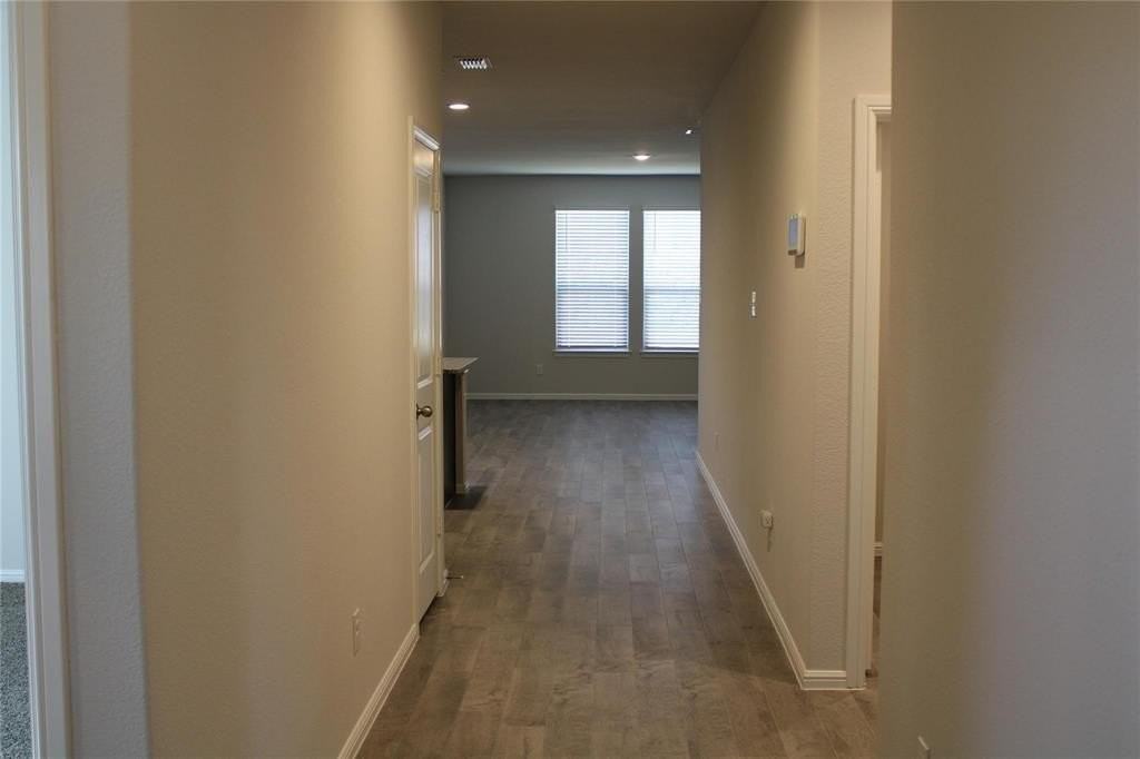 769 Beebrush Dr - Photo 3 of 20