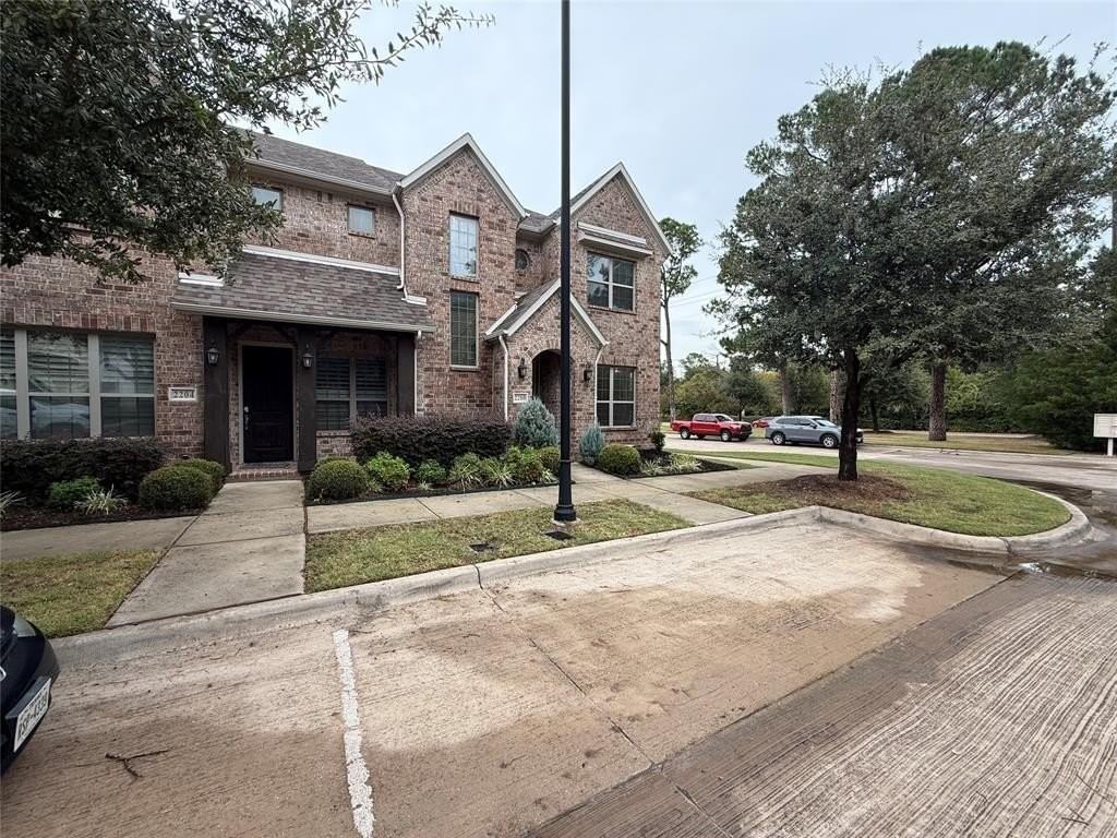 2200 Zenith Avenue - Photo 2 of 19