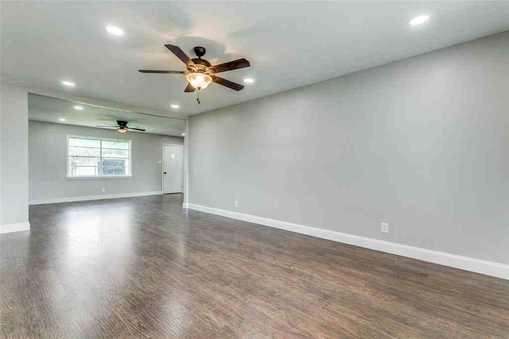 925 West Lucas Road - Photo 6 of 23