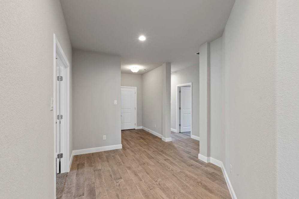 15524 Canford Ter - Photo 4 of 27