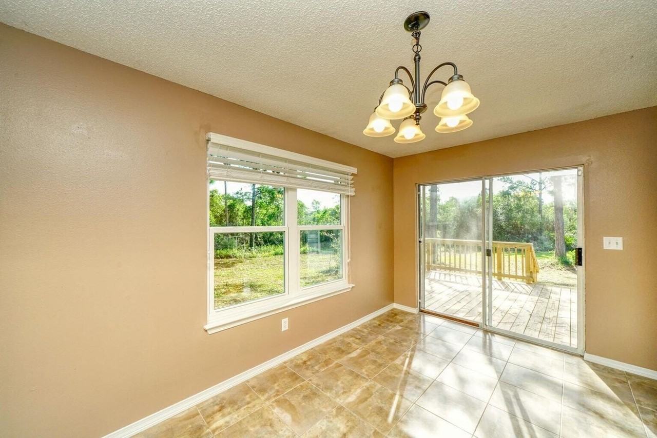 8828 Arlington Pl - Photo 7 of 25