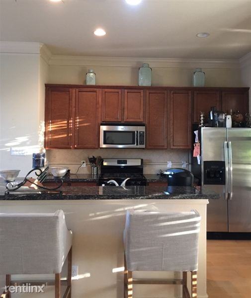 4001 Dallas St - Photo 3 of 13