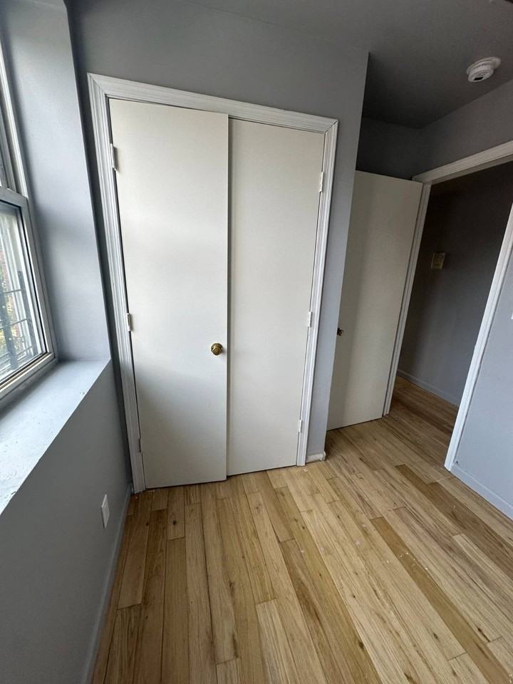 807 Barbey St #3 - Photo 6 of 7
