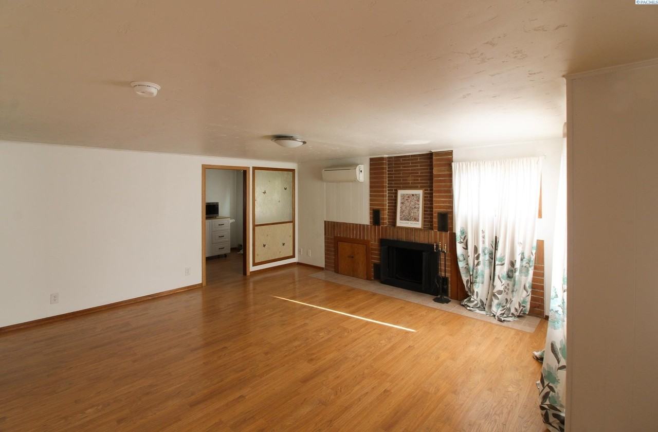 706 Davenport Street - Photo 2 of 9