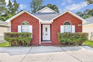 featured image of 5837 Creek Station Dr