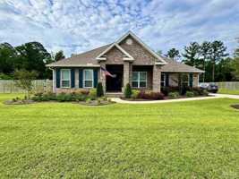 featured image of 4007 Amble Way