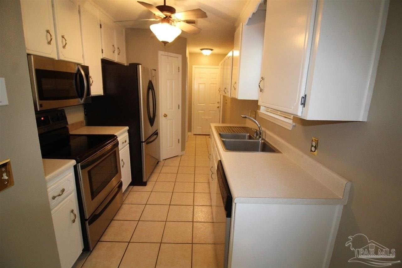 5719 Cacica Street - Photo 5 of 17