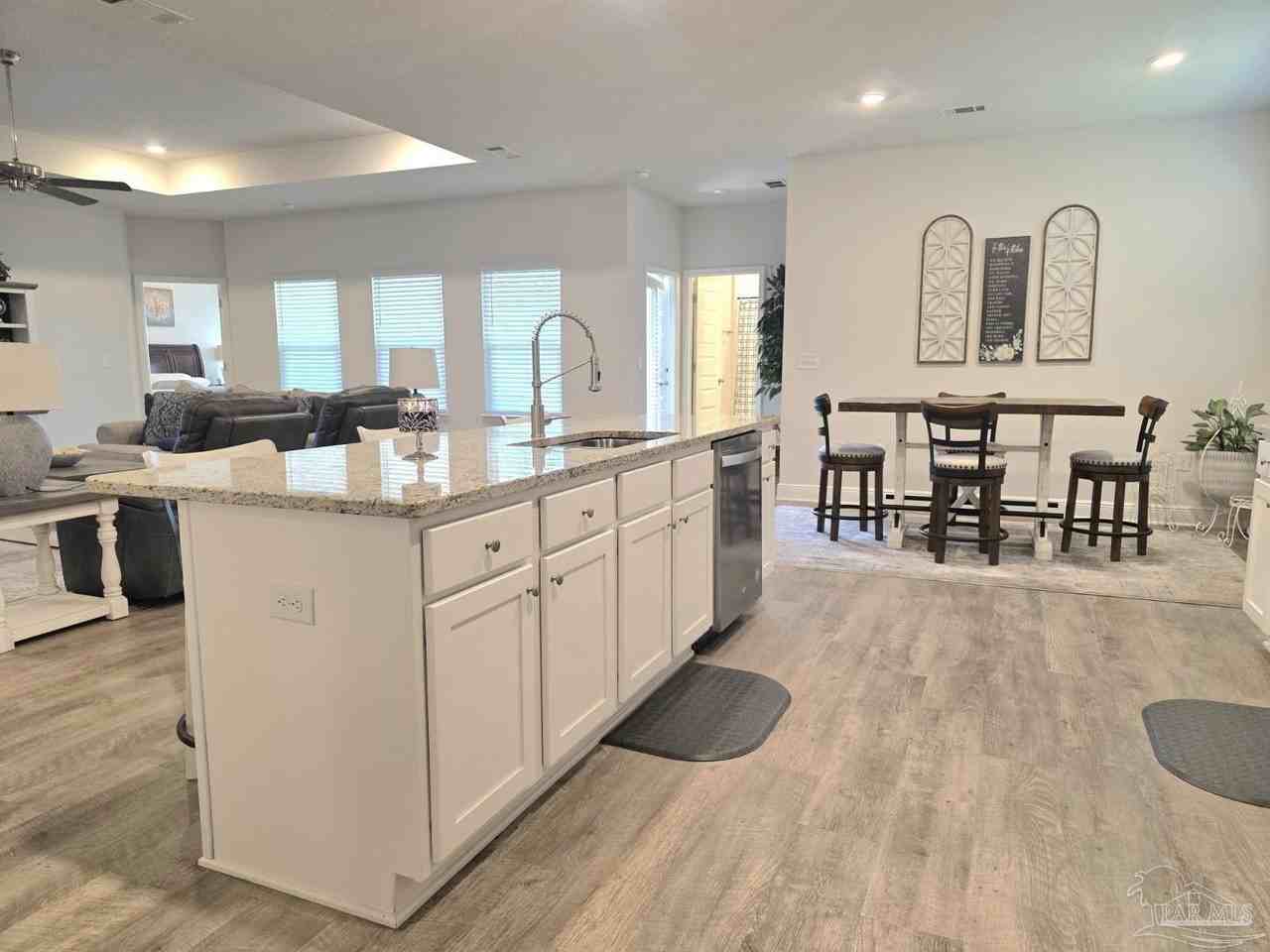 8055 Silver Maple Dr - Photo 5 of 26