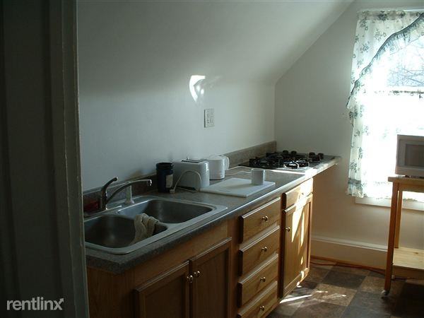 226 S Wayne Ave - Photo 3 of 5