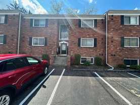 31831 Grand River Ave #10 - Photo 1 of 1