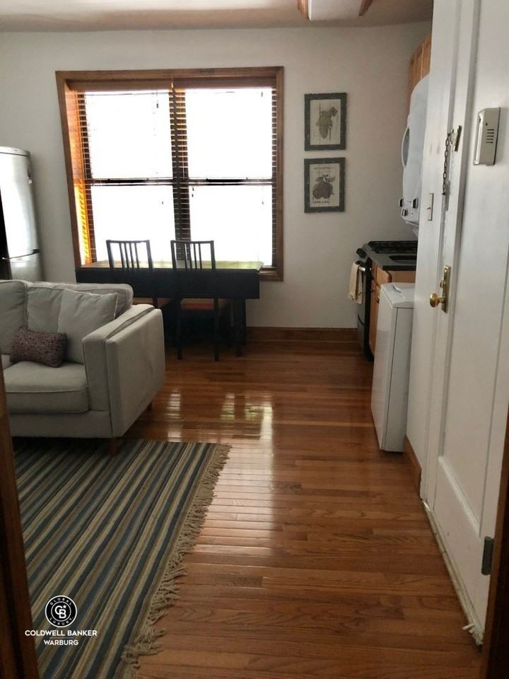 6 E 97th St #1B - Photo 3 of 10