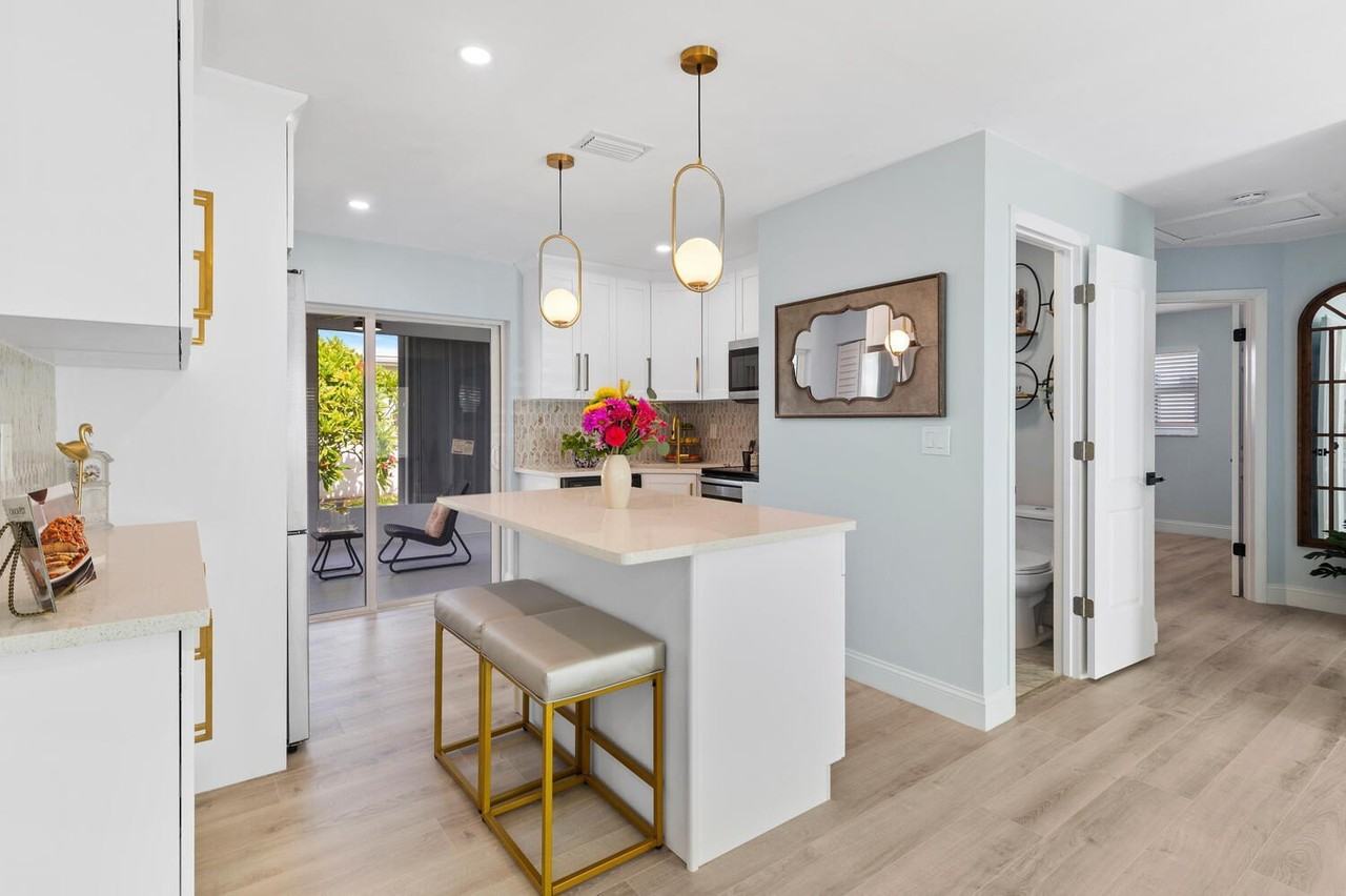 902 Southwest 17th Street - Photo 7 of 28