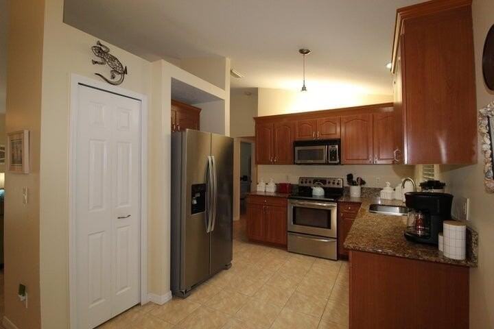 5300 Seagrape Dr - Photo 5 of 17