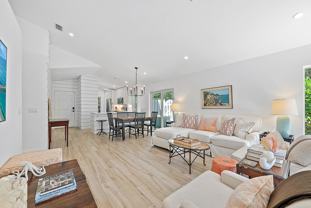 15 Commodore Pl - Photo 1 of 1