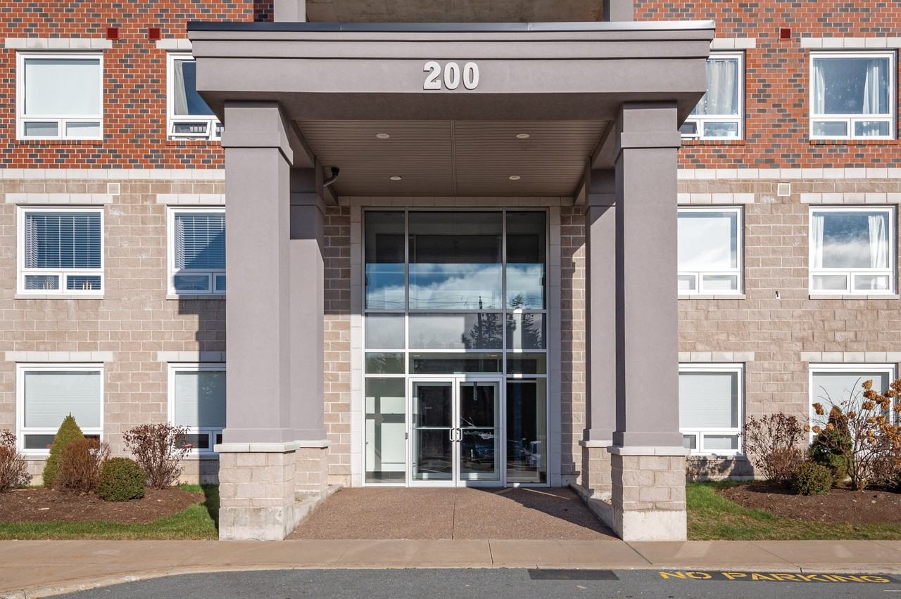 The Two Hundred on Broad Apartments - Photo 5 of 22