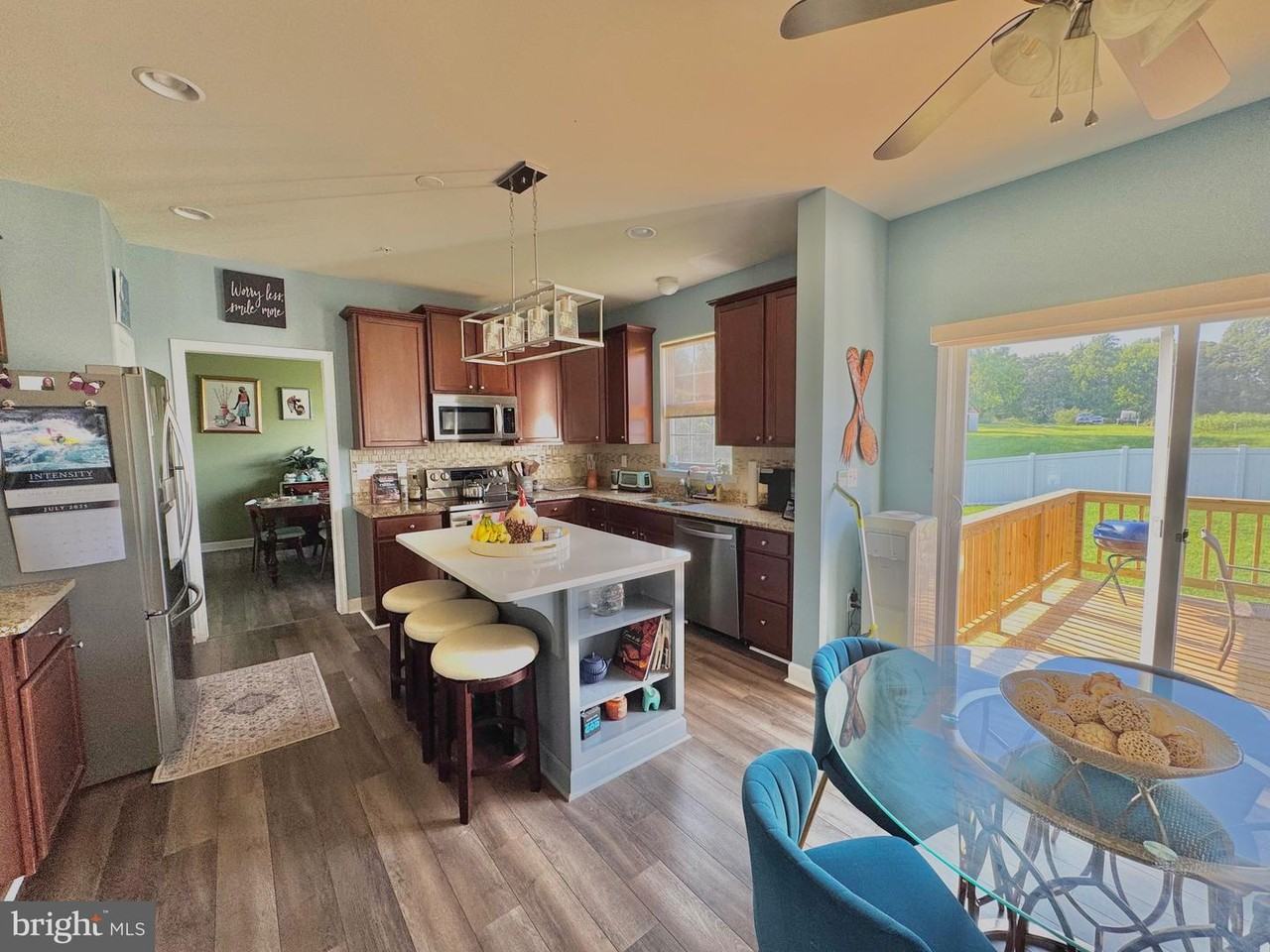 220 Fountain Ln - Photo 3 of 21