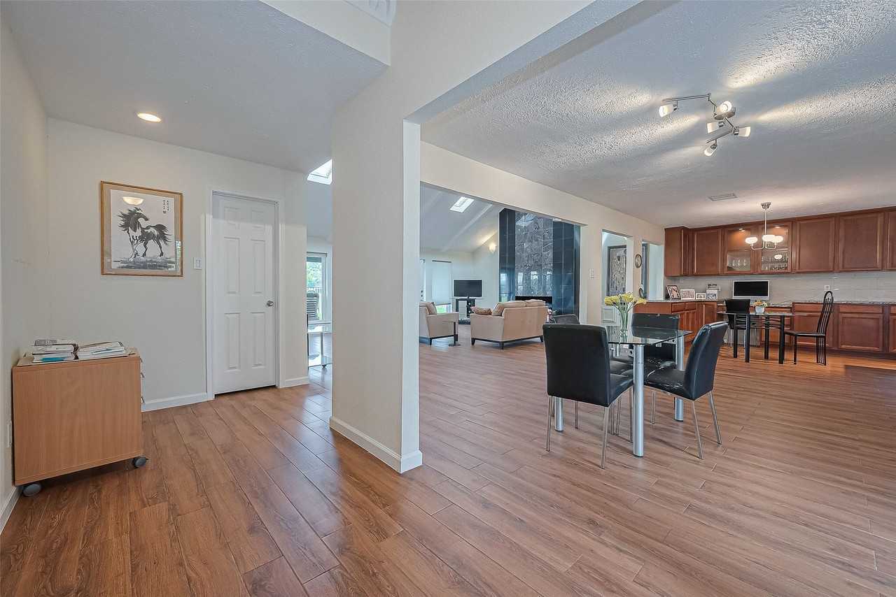 14811 El Miranda Dr - Photo 6 of 22