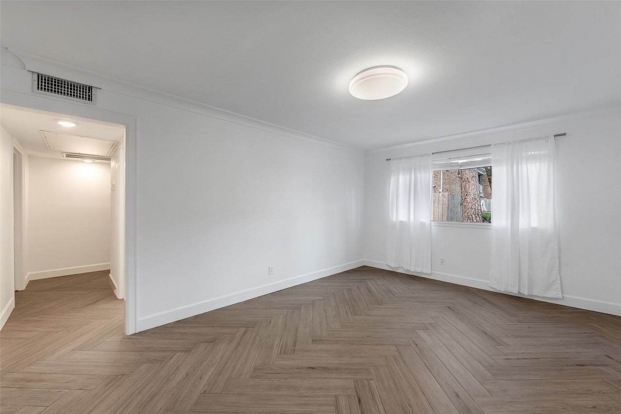 4040 San Felipe St - Photo 7 of 15