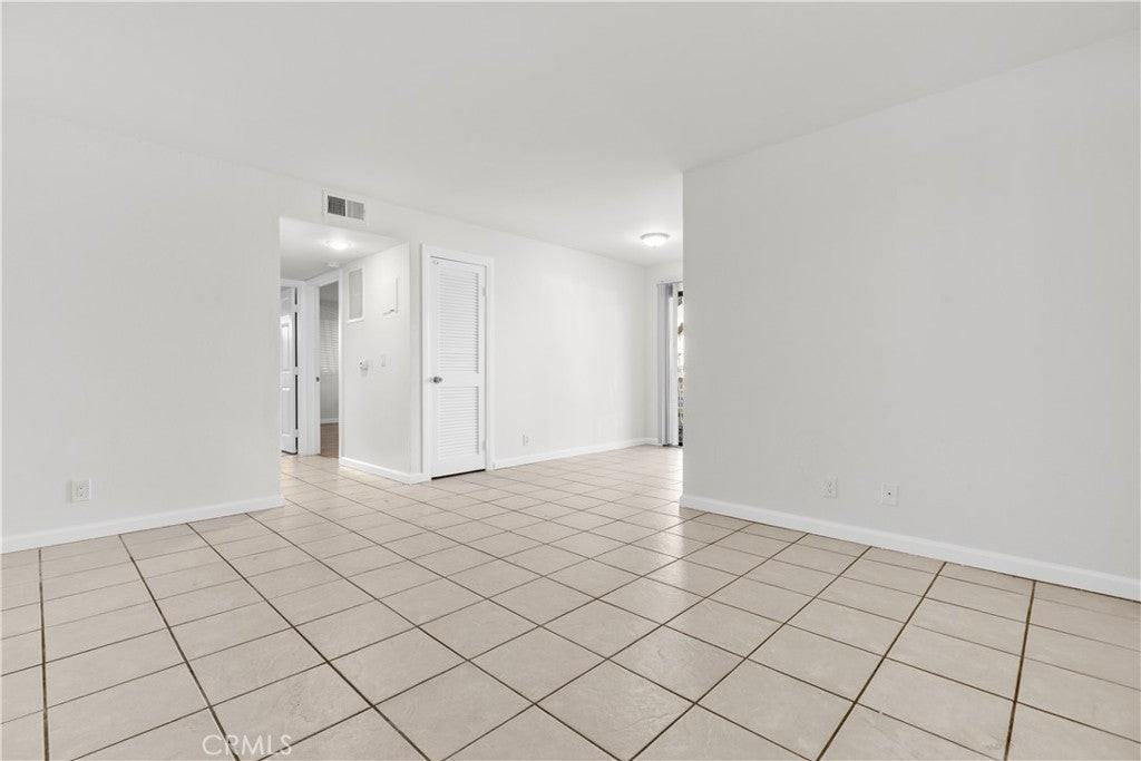 5915 Woodman Ave - Photo 2 of 9