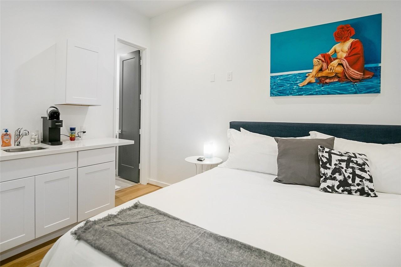 511 Memorial Heights Dr - Photo 7 of 44