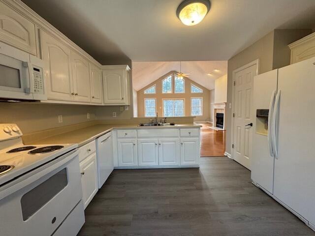 125 Golden Pond Ct - Photo 7 of 31