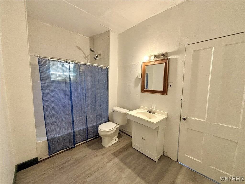 53 Pershing Ave - Photo 6 of 9