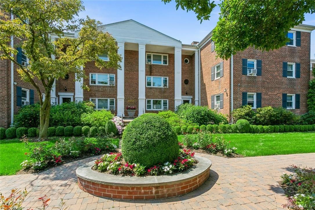 1833 Palmer Ave - Photo 2 of 21