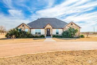 705 W Ratliff Rd - Photo 1 of 1