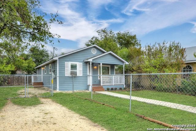 453 W Mitchell St - Photo 3 of 23