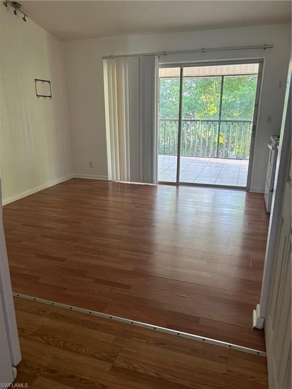 5386 16th Pl Sw ##F-4 - Photo 3 of 11