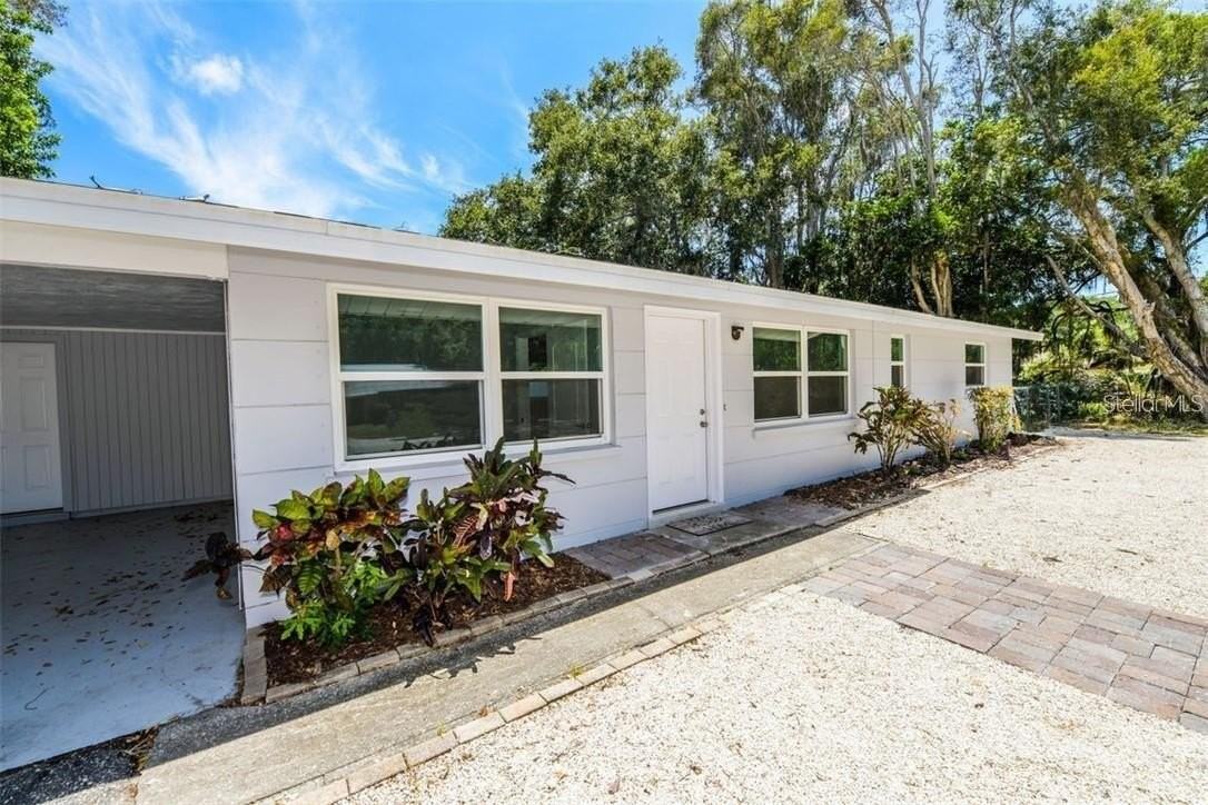 2608 Browning St - Photo 4 of 20