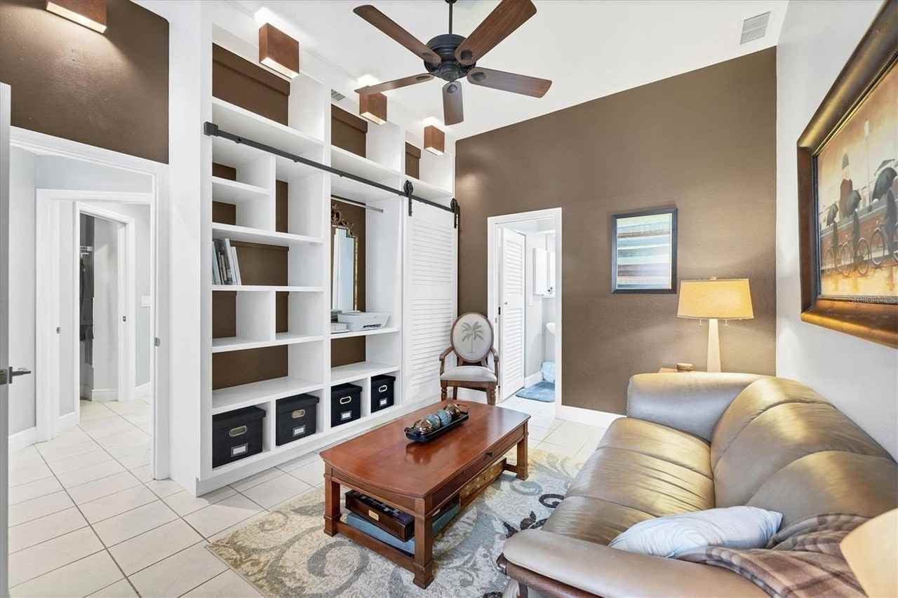 200 Cocoanut Ave #7 - Photo 7 of 32