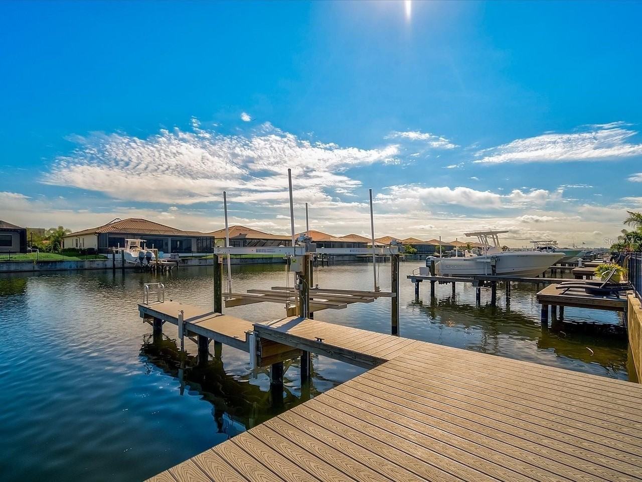 714 16th Ave E - Photo 7 of 43